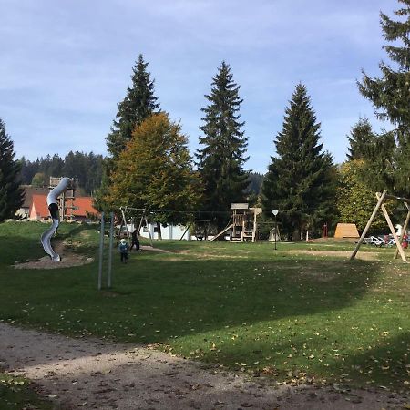 Gemuetliche 1Z Fewo In Schoenwald Mit Balkon, Schwimmbad, Sauna, Fitness Екстер'єр фото