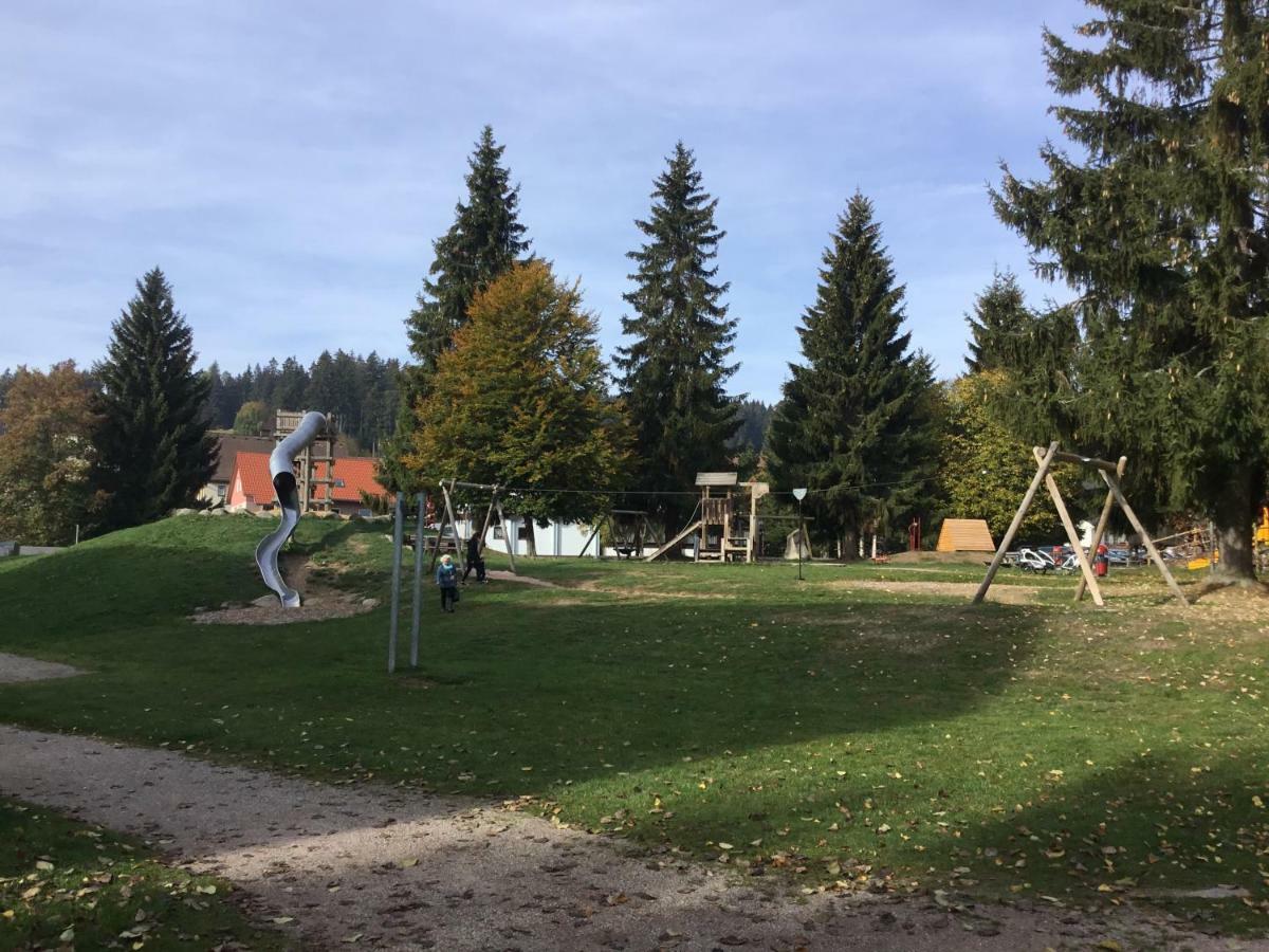 Gemuetliche 1Z Fewo In Schoenwald Mit Balkon, Schwimmbad, Sauna, Fitness Екстер'єр фото